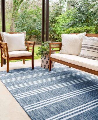 Unique Loom Outdoor Collection Area Rug - Anguilla (7' 1' x 10' Rectangle, Blue/ Ivory)